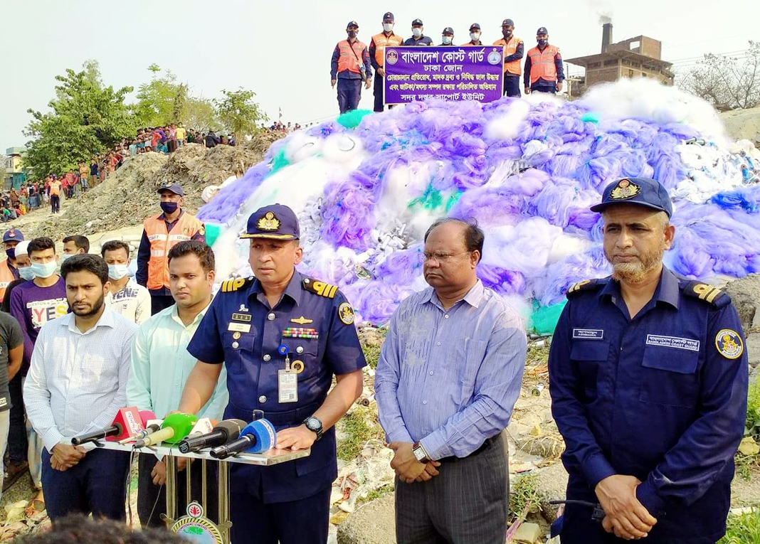 ১০০ কোটি টাকা মূল্যমানের কারেন্ট জাল জব্দ : আটক ১৯