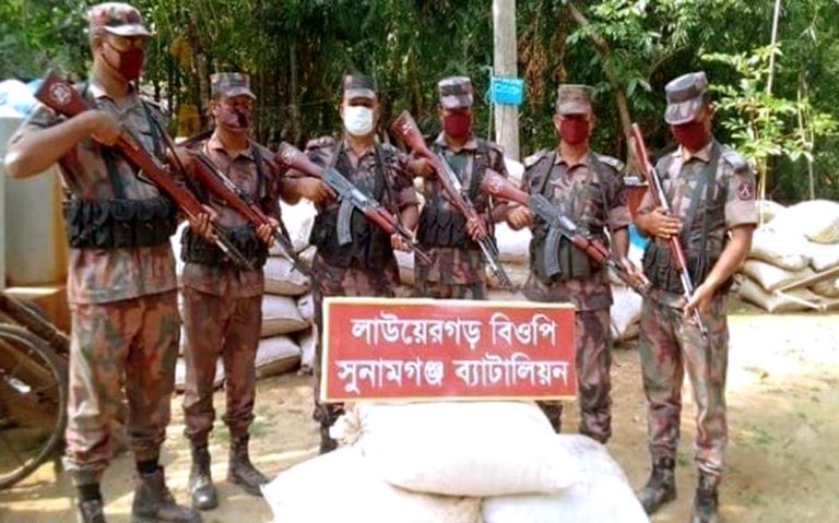 সুনামগঞ্জের লাউড়গড় সীমান্তে ভারতীয় অবৈধ কয়লা জব্দ