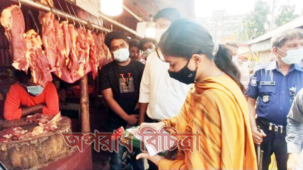 মদনপুরে পচাঁ মাংশ বিক্রির অপরাধে ২০ হাজার টাকা জরিমানা