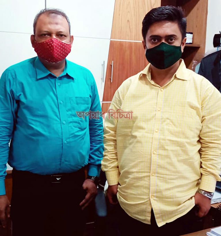 বাংলা টিভির ডাইরেক্টর মীর নূর উস সামস্ শান্তনু’র সাথে সৈয়দ আইনুল হকের শুভেচ্ছা বিনিময়