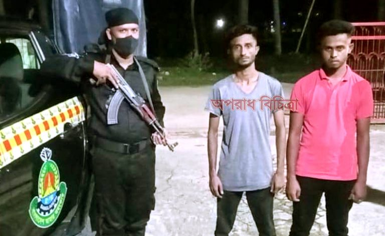সুনামগঞ্জে বিদেশী রিভলবার সহ ২ ব্যবসায়ী গ্রেফতার
