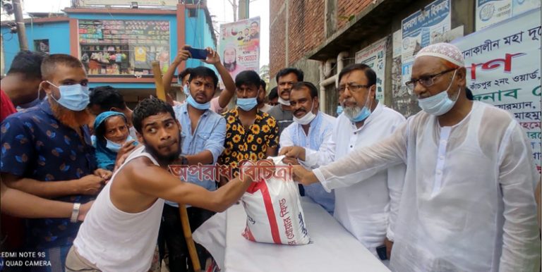 করোনাকালিন মহা দূর্যোগে প্রধানমন্ত্রীর নির্দেশে প্রতিবন্ধী ও অসহায়দের মাঝে লিটন খানের ত্রাণ সামগ্রী বিতরণ