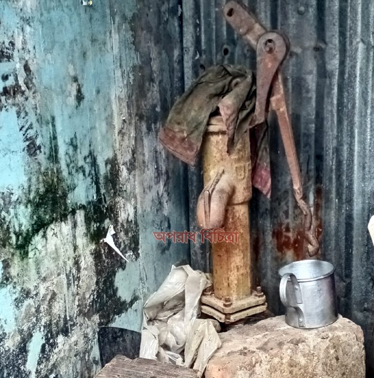 কলাপাড়ায় পানীয় জলের তীব্র সংকট