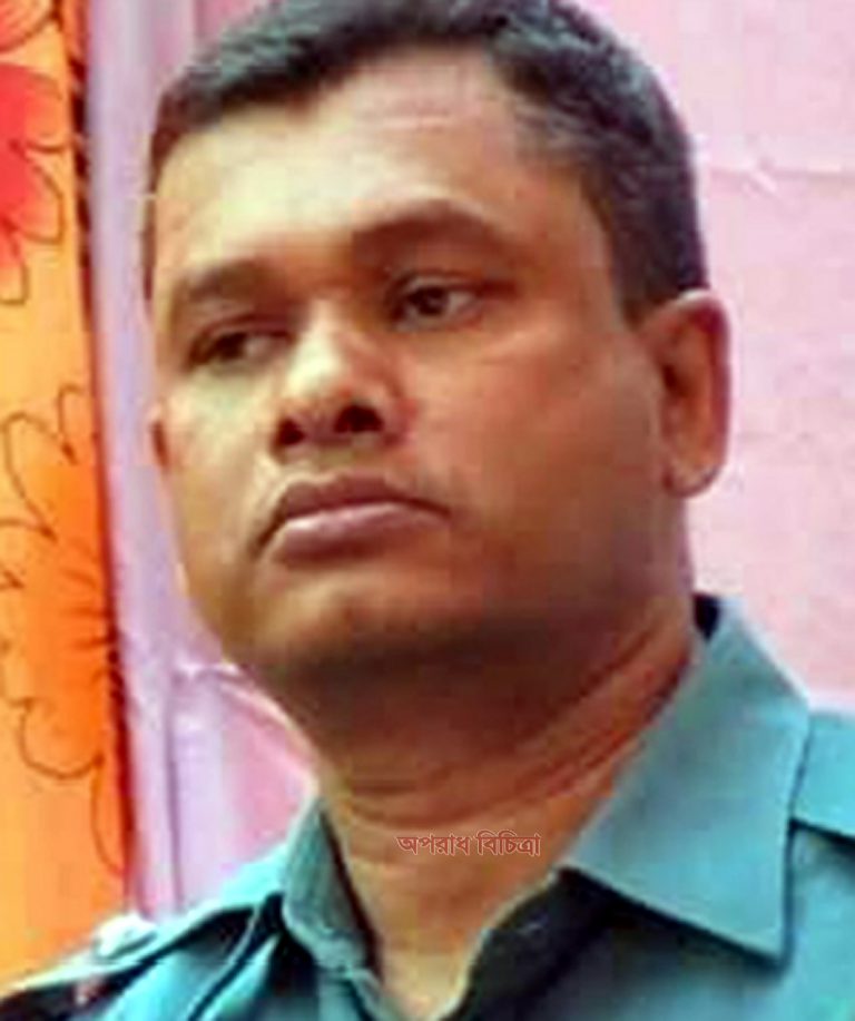 বিমানবন্দর থানা ওসি ফরমানের কুকীর্তি ফাঁস  সংবাদকর্মীর বিরুদ্ধে মিথ্যা মামলা সাক্ষী ভিডি ভাইরাল