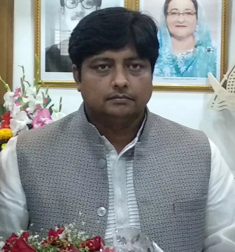 শরিফ-ইলিয়াছের কালো থাবায় মুক্তিযোদ্ধার সন্তান ঘর ছাড়া