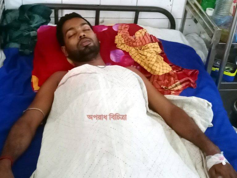 পটুয়াখালীতে হত্যার উদ্দেশ্যে হামলা নগদ অর্থ ও স্বর্ণালঙ্কার লুট