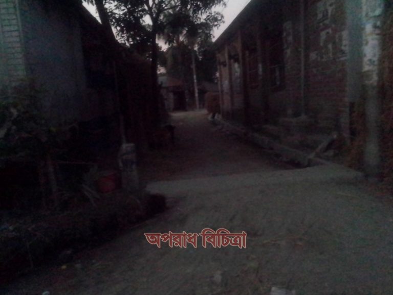 শ্যামগঞ্জ দরগার পাড়ার দুই শত  অবহেলিত পরিবার রাস্তা না থাকায় সীমাহীন দূর্দসায়
