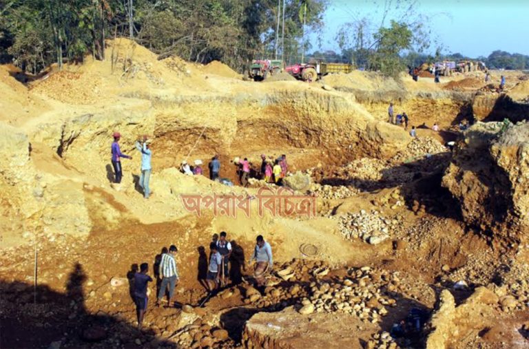 যাদুকাটায় অবৈধ কোয়ারী বাণিজ্য জমজমাট   ১ শ্রমিকের মৃত্যু