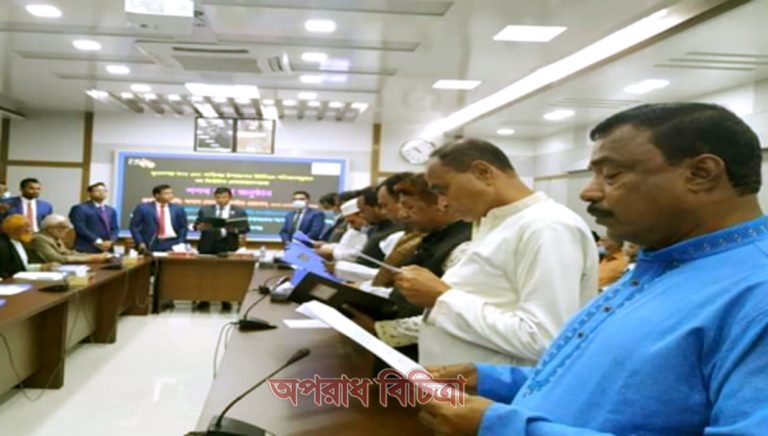 সুনামগঞ্জে নবনির্বাচিত ১৭ চেয়ারম্যানের শপথ গ্রহণ