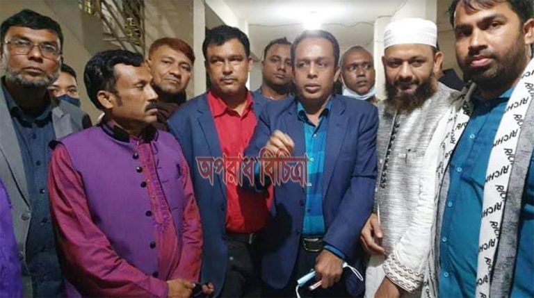 চৌদ্দগ্রাম উপজেলা যুবলীগ আহবায়ক শাহজালাল মজুমদারকে অনাস্থা