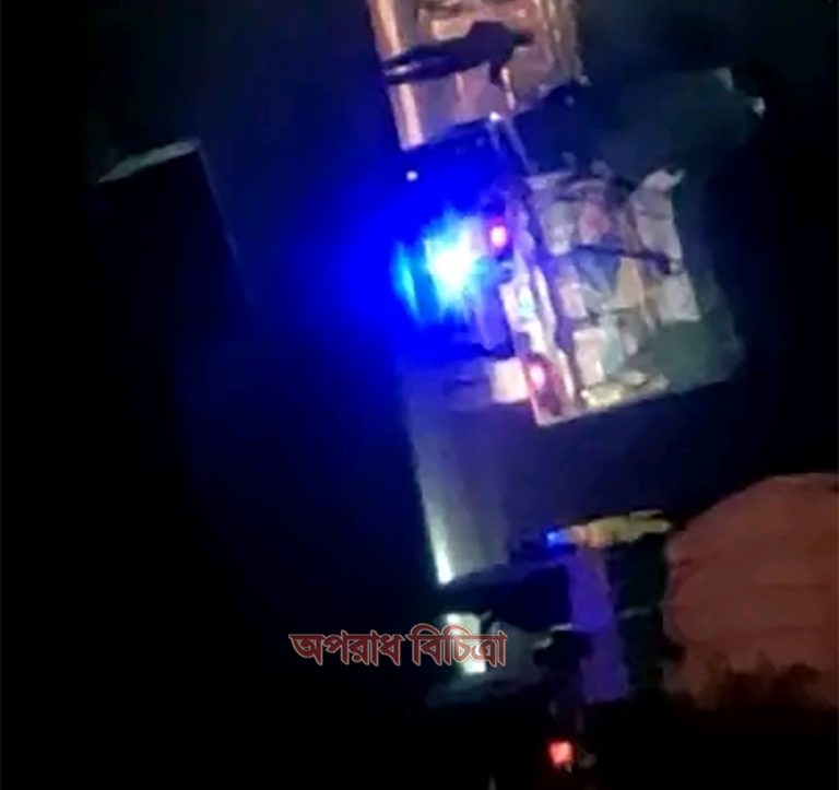 ঢাকা আরিচা মহাসড়কের ধামরাইয়ে এক্সেল লোড ষ্টেশনে চলছে ব্যাপক চাঁদাবাজি