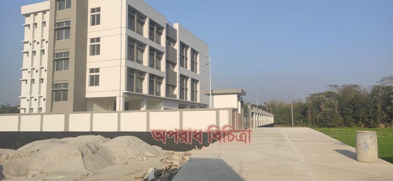 গাজীপুর সদর ২য় যুগ্ম সাব-রেজিষ্ট্রি অফিস ও রেকর্ড রুম ঝুঁকিপূর্ণ এলাকায় স্থানান্তর না করার দাবি