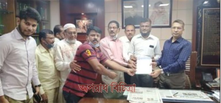 পুলিশ সুপারের সাথে সৌজন্যে  সাক্ষাৎ করেন নারায়নগঞ্জ জাতীয় ভেজাল প্রতিরোধ ফাউন্ডেশনের কমিটি