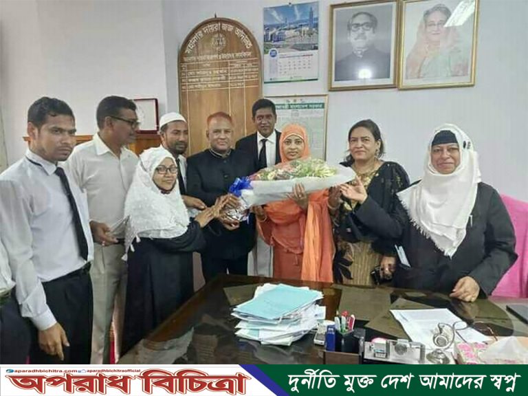 খুলনা আইনজীবি সাংবাদিক কাউন্সিল নেতৃবৃন্দের সাথে নয়া মহানগর দায়রা জজের সৌজন্য সাক্ষাত