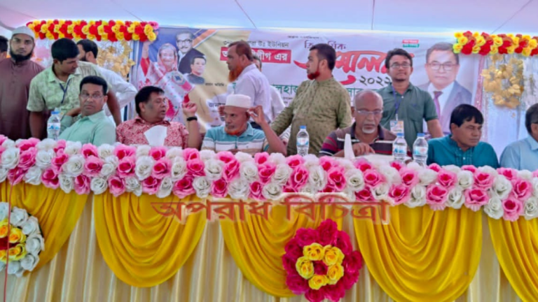কুমিল্লায় হাইব্রীড লোককে সভাপতি ঘোষণায় সংবাদ মাধ্যম সহ এলাকায় সমালোচনার ঝড় উপজেলা আ:লীগ নেতারা রহস্যজনক নিরব