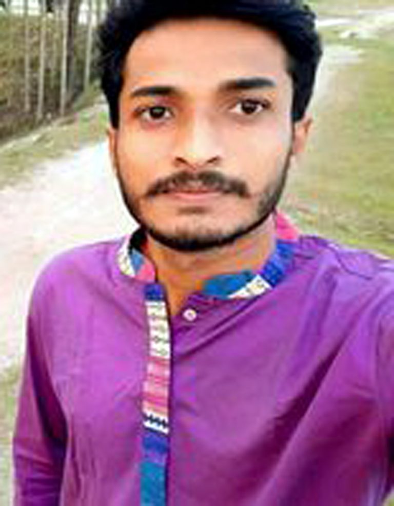 ভোলার তজুমদ্দিনে ইউপি চেয়ারম্যানের অবৈধ ইটভাটা থেকে সাংবাদিককে আগুনে পুড়িয়ে মেরে ফেলার হুমকিতে থানায় ডায়েরি