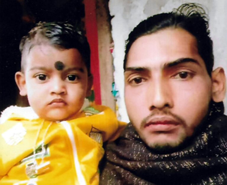 আমার সন্তানসহ আপনাদের সহযোগীতায় বাঁচতে চাই