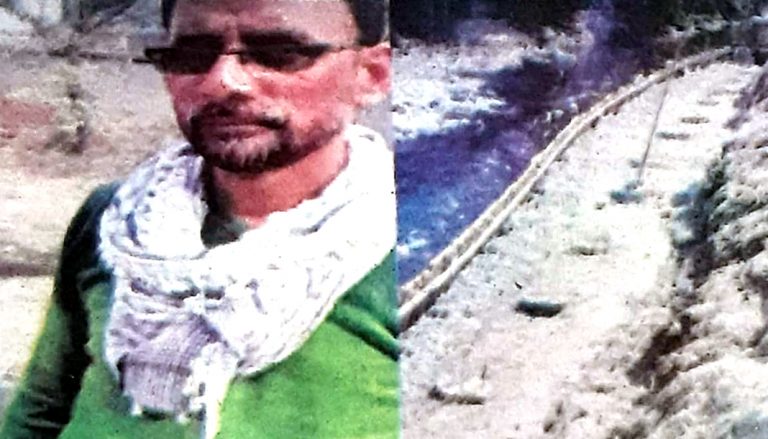 চলছে নদী ও খাল দখল দেখছে না ডিসি