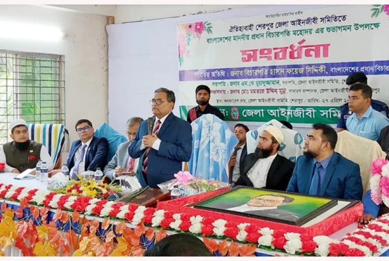 দেশ এগিয়ে যাচ্ছে, সমৃদ্ধির দিকে যাচ্ছে : প্রধান বিচারপতি