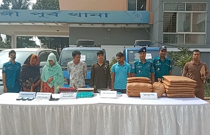 জিএমপি’র  টঙ্গী পূর্ব থানার  অভিযানে   আন্তঃজেলা মাদক সিন্ডিকেটের মূল হোতা ফোরকান এবং তার ৪ সহযোগী গ্রেফতার  