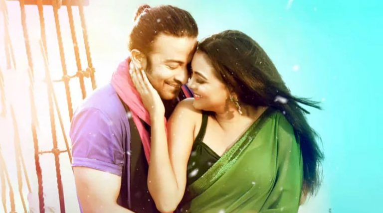 ঈদে মুক্তি পাওয়া পাঁচটি সিনেমা নিয়ে দর্শকের মাঝে বেশ সাড়া দেখা যাচ্ছে