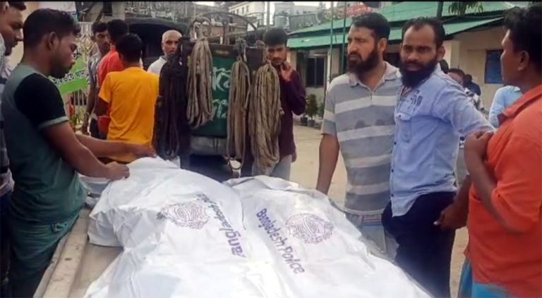হাইওয়ে পুলিশকে ম্যানেজ করে মহাসড়কে উল্টোপথে নিষিদ্ধ যানবাহন, এক সপ্তাহের ব্যবধানে ৪ যুবকের মৃত্যু