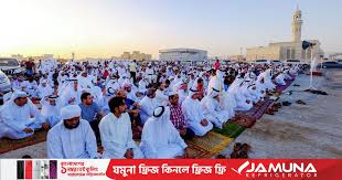 ঈদুল ফিতরের দিন ঈদগাহের উদ্দেশ্যে যাওয়ার পূর্বে খাওয়া