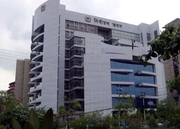সাংবিধানিক ভাবে ২০২৪ সালের জানুয়ারির আগের ৯০ দিনের মধ্যে নির্বাচন করতে হবে কমিশনকে