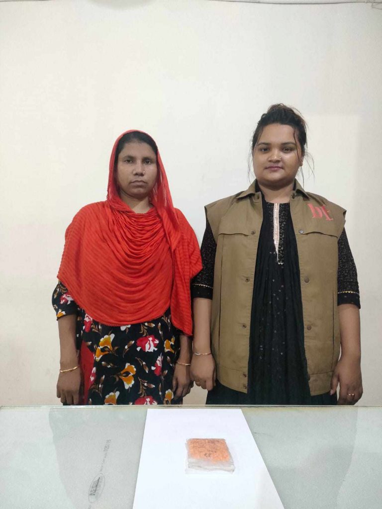 ৩০০ পিস ইয়াবাসহ নারী মাদক ব্যবসায়ী গ্রেফতার