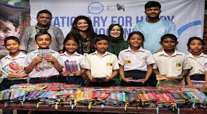সুবিধা বঞ্চিত শিক্ষার্থীদের  শিক্ষা উপকরণ দিল জেগে ওঠো বাংলাদেশ ফাউন্ডেশন
