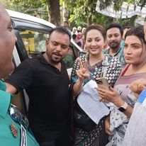 যুবলীগ নামধারী হেলালের উস্কানিতে সংবাদকর্মী স্বাধীনকে হুমকি, বনানী থানায় লিখিত অভিযোগ
