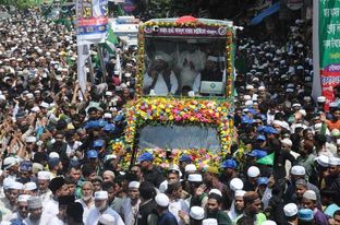 চট্টগ্রামে জশনে জুলুসে লাখো মানুষের ঢল, জোহর নামাজের পর দোয়া ও মোনাজাত