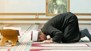 সাজদায় মুখমন্ডল কোথায় রাখবেন
