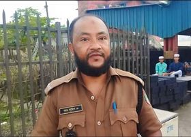 ভিডিও করায় ” মেরে চামড়া তুলে ফেলার হুমকি দিলো ” রেলওয়ে নিরাপত্তা বাহিনীর সদস্য মমিন
