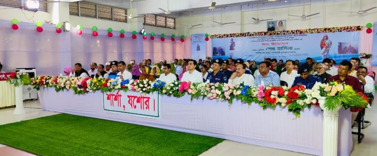 শার্শায় ভিডিও কনফারেন্সের মাধ্যমে কমিউনিটি আই সেন্টার উদ্বোধন করেন প্রধান মন্ত্রী শেখ হাসিনা 