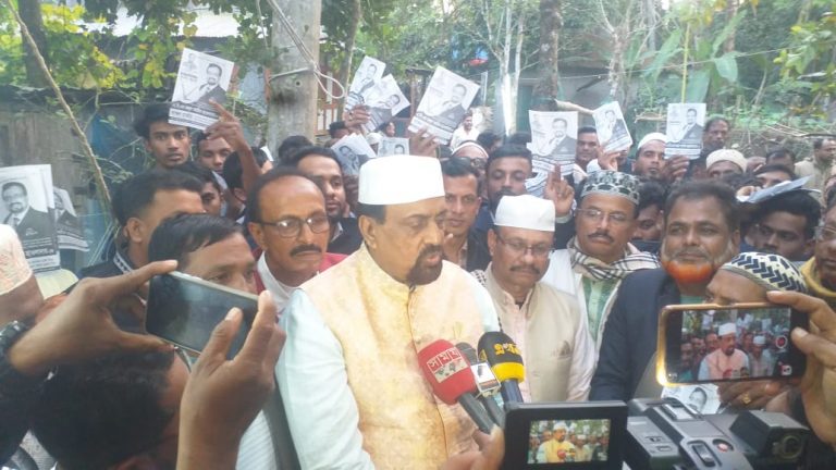পটুয়াখালীতে কমলাপুর ও লোহালিয়াবাসীর  লাঙ্গলকে বরন