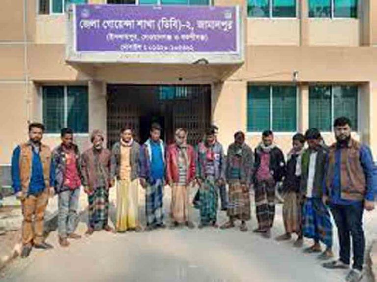 জামালপুরে ডিবি পুলিশের  অভিযানে ৯ জুয়ারু আটক