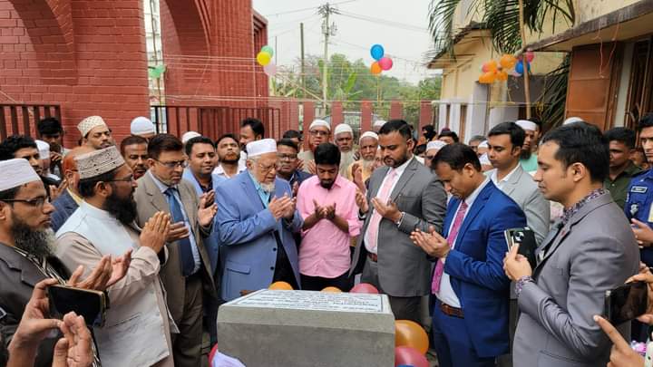 তিতাসে নতুন ভবন নির্মাণ কাজের ভিত্তিপ্রস্তরের শুভ উদ্বোধন 