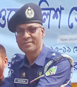 পুলিশের কাছ থেকে তথ্য চাওয়ার অধিকার সাংবাদিকের নেই- ওসি জাকির হোসেন মোল্লা