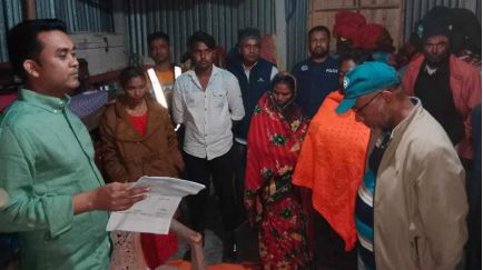 সনাতন ধর্মের বাল্যবিয়ে দিতে গিয়ে জরিমানা গুনলেন কাজী