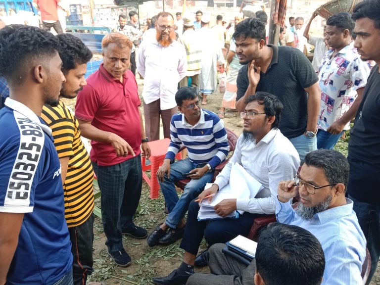 যাত্রাবাড়ী এলাকায় নিষিদ্ধ জাটকা ইলিশ ও জেলিযুক্ত চিংড়ি সংরক্ষণ ও বিক্রয়ের অপরাধে র‌্যাবের ভ্রাম্যমাণ আদালতে ১৮ লক্ষ টাকা জরিমানা