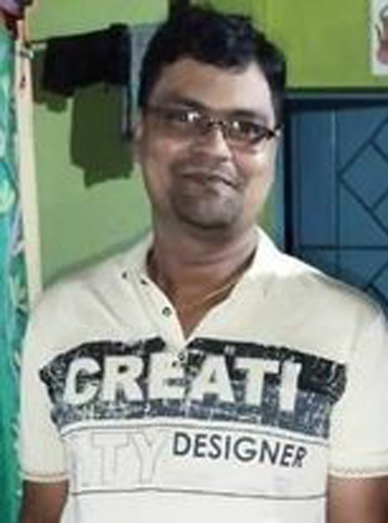 দিনাজপুরে কাঞ্চন বিএম কলেজের প্রভাষক আটক