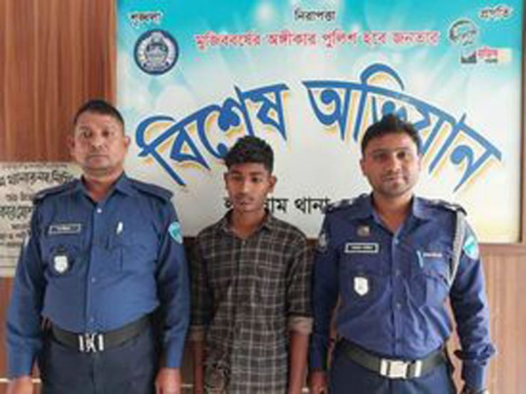 কুমিল্লার লাকসামে ৩ বছরের কন্যা শিশুকে ধর্ষন চেষ্টার অভিযোগে কিশোর গ্রেফতার