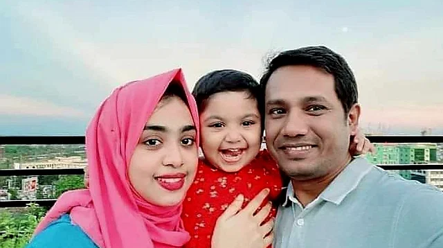 বেইলি রোডের আগুনে নাই হয়ে গেল শুল্ক কর্মকর্তার পুরো পরিবার