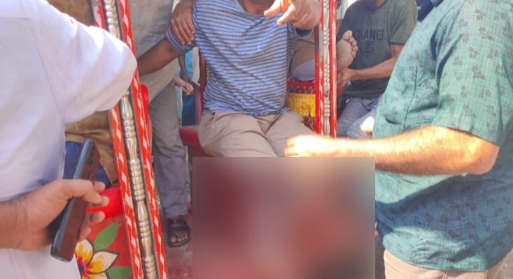 ভোটকেন্দ্রের বাইরে গু’লিবিদ্ধ ১