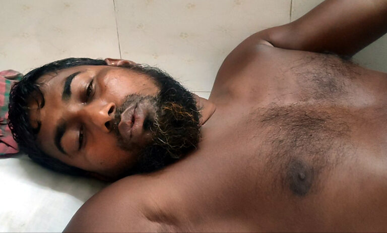 যশোরের শার্শায় শালিসী বৈঠকে যুবককে পিটিয়ে হত্যা