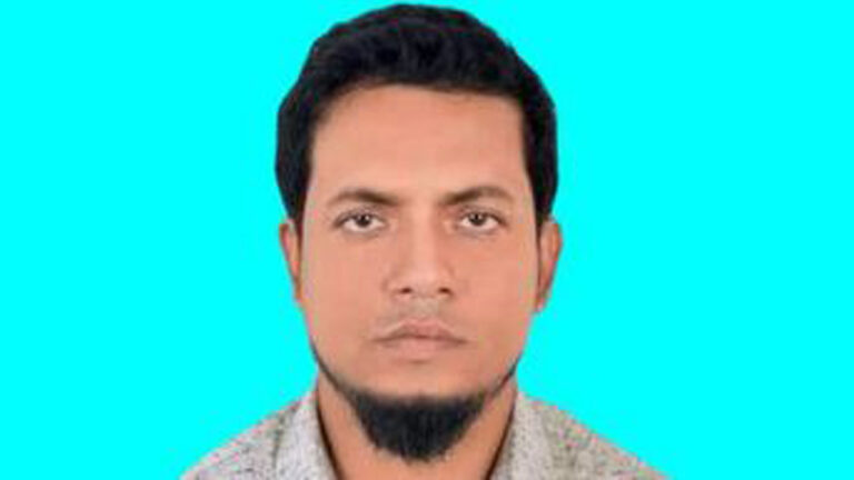 কুমিল্লায় রোহিঙ্গা যুবককে জন্ম নিবন্ধন প্রদানে ইউপি সচিব গ্রেফতার,চেয়ারম্যান ও জড়িত