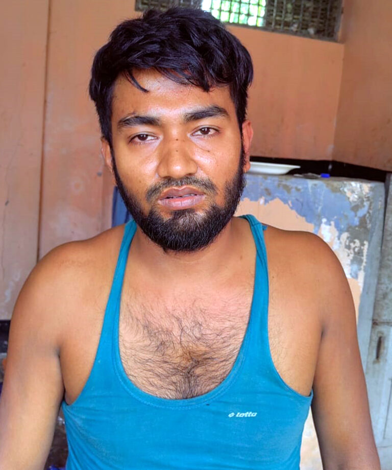 সন্দ্বীপে ১০মামলার আসামি গ্রেফতার, পুলিশের উপর হামলা