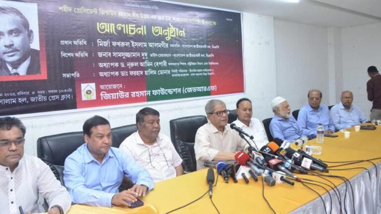 আজকে পত্রিকা খুললে শুধু লুট আর লুটের খবর : মির্জা ফখরুল