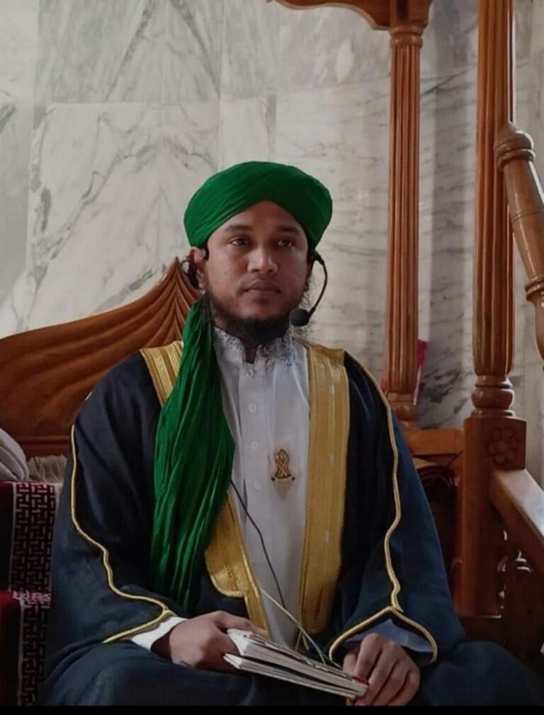 হক কথা বলায় চাকরি হারালেন মসজিদের ইমাম